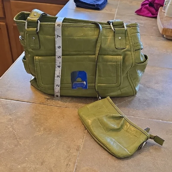 Liz Clairborns NWOT Shoulder Bag - Picture 1 of 5